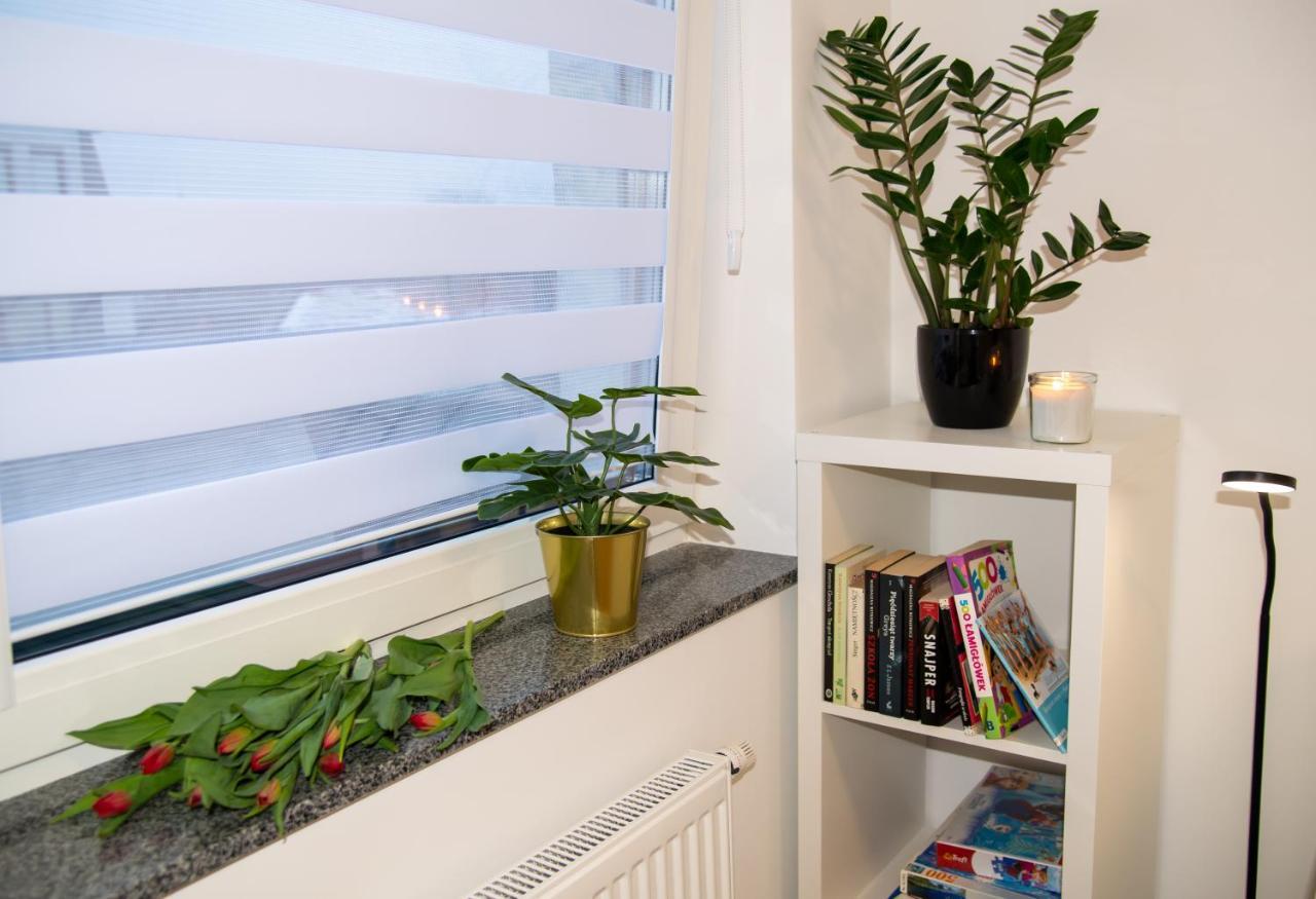 Maya'S Flats & Resorts 49 - Spacious 3 Rooms Apartment In Szafarnia 그단스크 외부 사진
