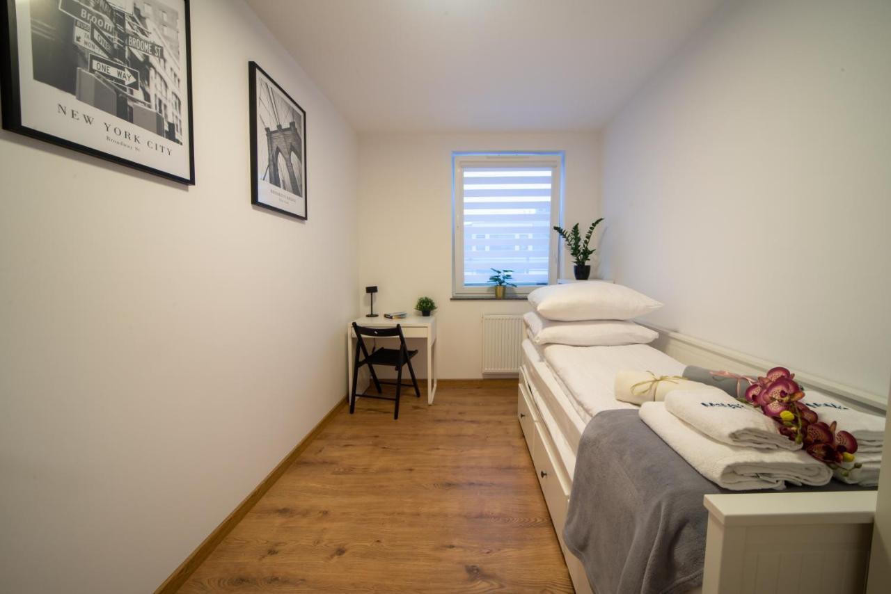 Maya'S Flats & Resorts 49 - Spacious 3 Rooms Apartment In Szafarnia 그단스크 외부 사진