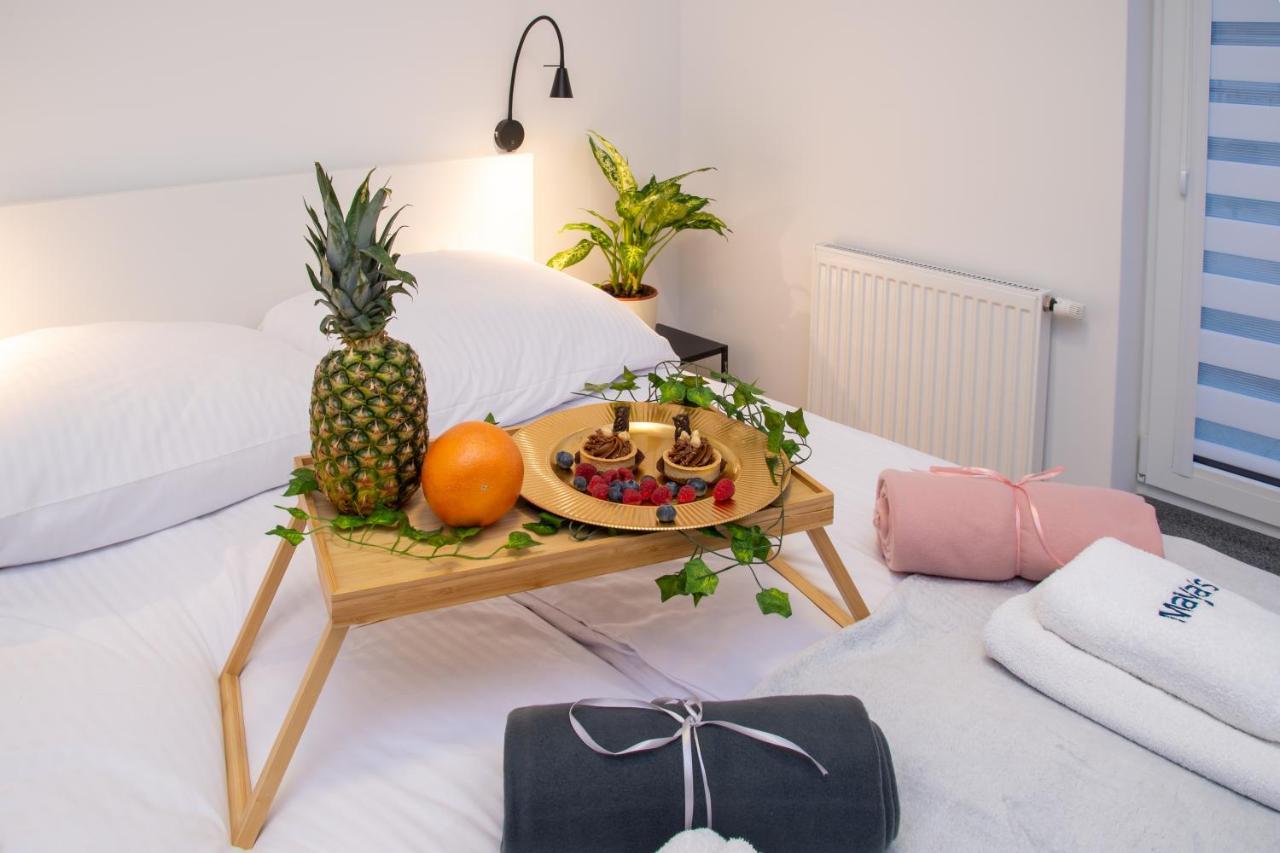 Maya'S Flats & Resorts 49 - Spacious 3 Rooms Apartment In Szafarnia 그단스크 외부 사진